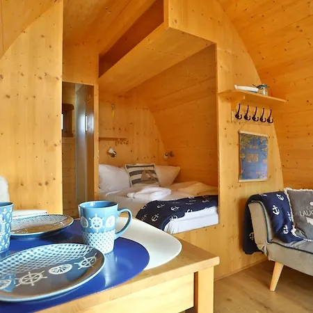 Hausboot Dotterbart *